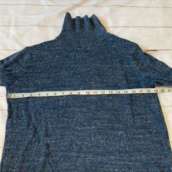 Gap Turtleneck Sweater   - Picture 10 of 11